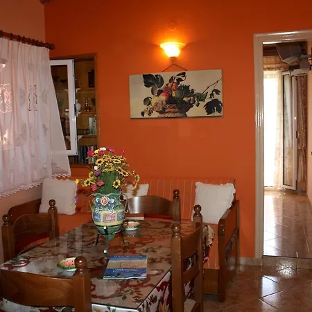 Apartamento Holiday Dina *
